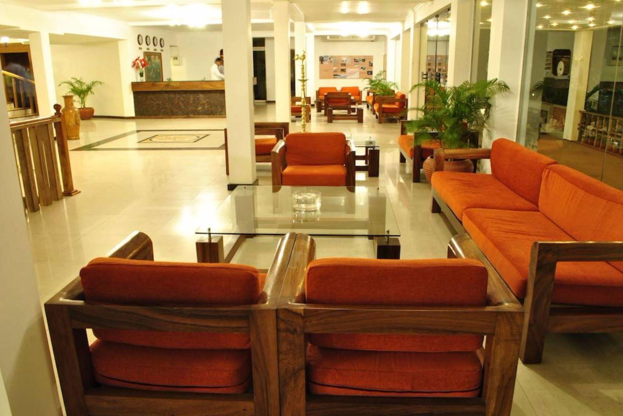 Peacock Beach Hotel Hambantota Zewnętrze zdjęcie