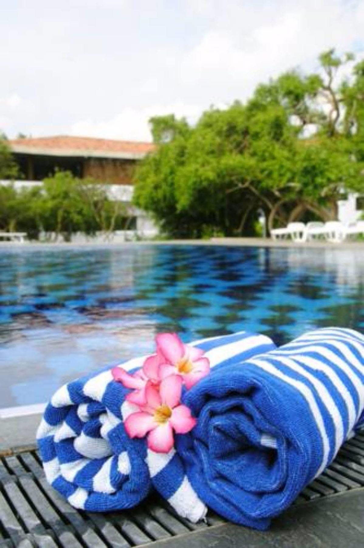 Peacock Beach Hotel Hambantota Zewnętrze zdjęcie