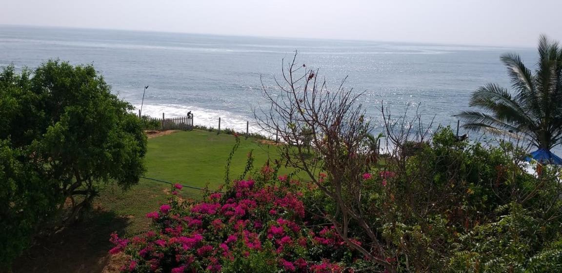 Peacock Beach Hotel Hambantota Zewnętrze zdjęcie